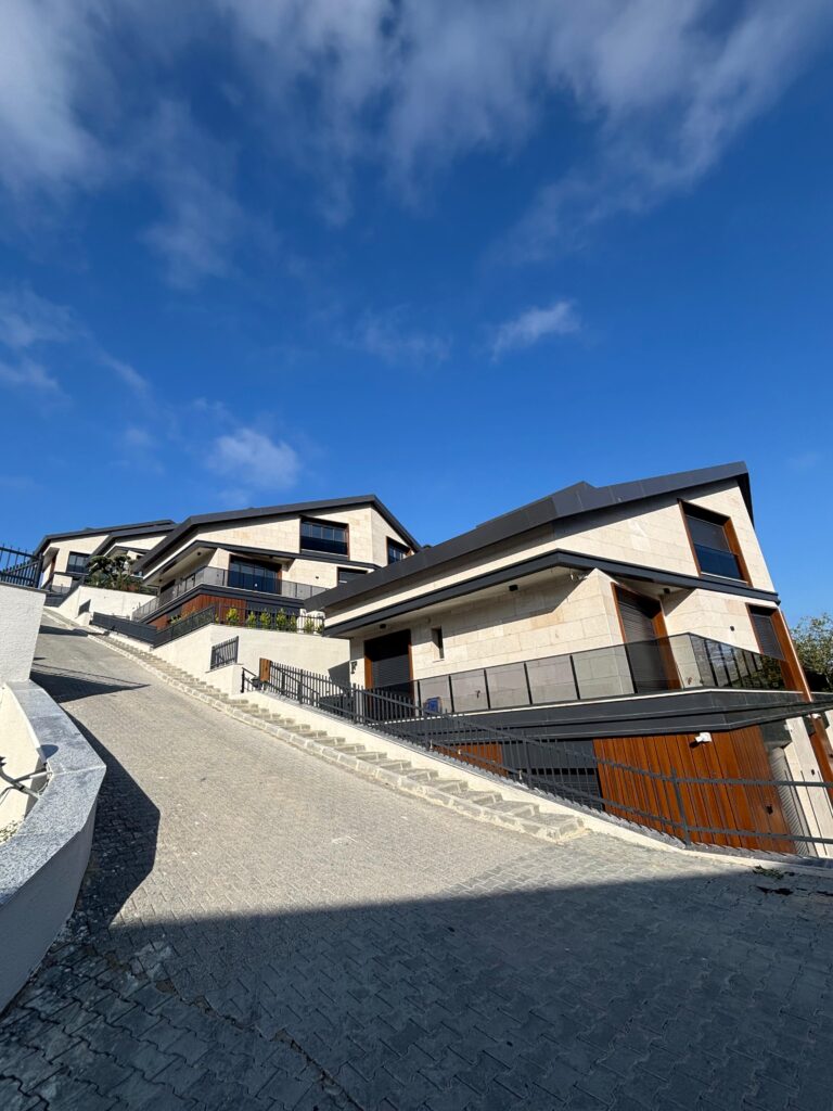 Gözüpekoğlu İnşaat Mavi Ada Projesi (14 Blok)